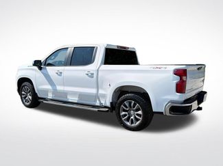 Used 2022 Chevrolet Silverado 1500 LT AWD/4WD video 3
