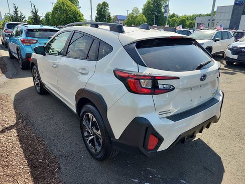 Used 2024 Subaru Crosstrek 2.0i Premium AWD/4WD image 4