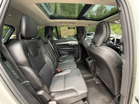 Used 2023 Volvo XC90 B5 Core w/ Protection Package AWD/4WD image 33