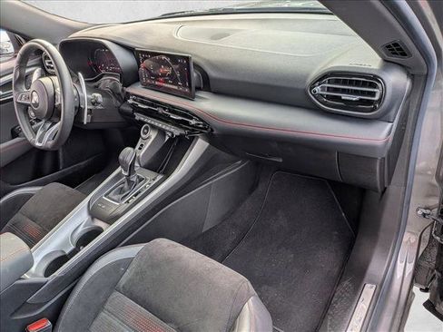 Certified 2024 Dodge Hornet R/T Plus AWD/4WD image 19