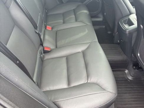 Used 2023 Volvo XC60 B5 Plus w/ Climate Package AWD/4WD image 34