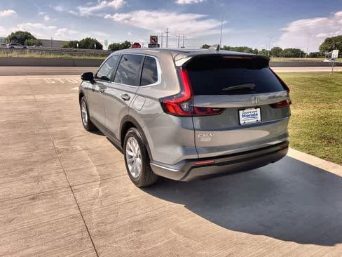 Used 2025 Honda CR-V EX-L image 5