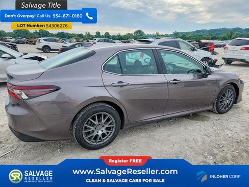 Used 2022 Toyota Camry LE w/ Convenience Package AWD/4WD image 4