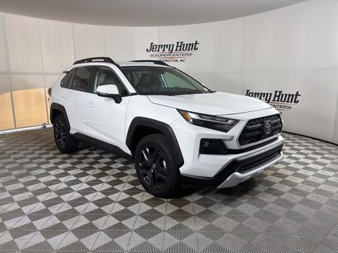 Used 2023 Toyota RAV4 Adventure image 3