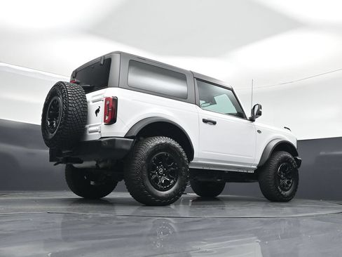 Used 2023 Ford Bronco Wildtrak AWD/4WD image 43