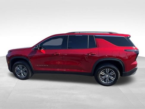 Used 2026 Chevrolet Traverse LT w/ Driver Confidence Package AWD/4WD image 5
