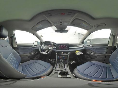 New 2026 Volkswagen Taos SEL image 11