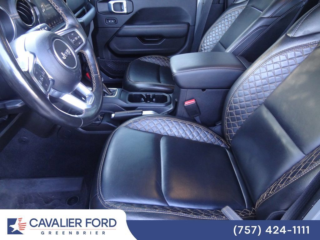 Used 2022 Jeep Gladiator Overland AWD/4WD image 6