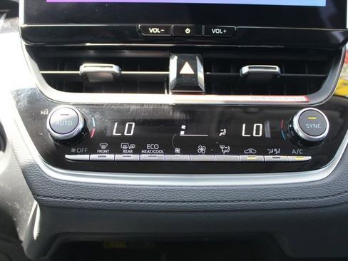 Certified 2026 Toyota Corolla Cross XLE w/ Convenience Package FWD image 36
