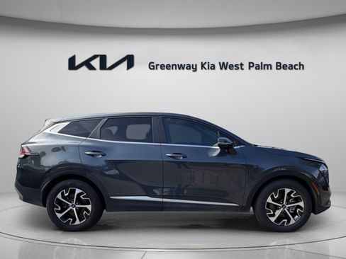 Used 2023 Kia Sportage EX FWD image 8