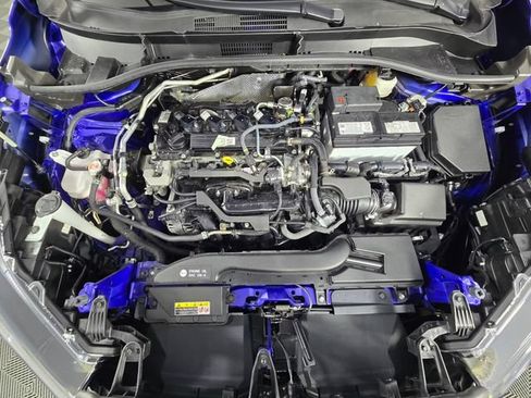 Used 2025 Toyota Corolla Cross LE FWD image 13
