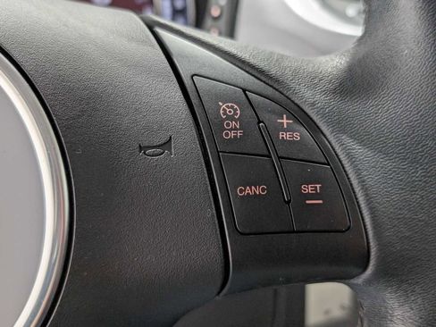 Used 2017 FIAT 500 Pop FWD image 29