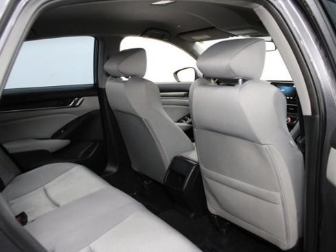 Used 2018 Honda Accord LX image 24