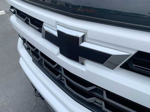 Certified 2022 Chevrolet Silverado 1500 RST AWD/4WD image 30