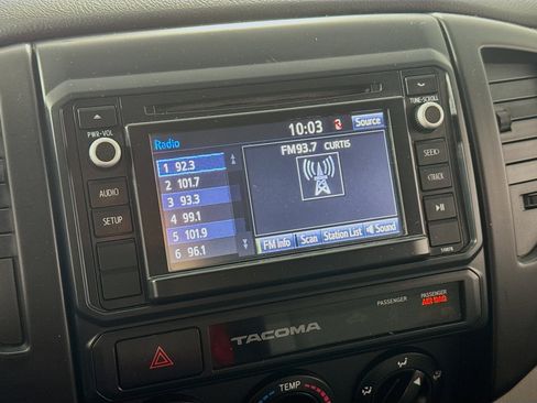 Used 2015 Toyota Tacoma 2WD Access Cab w/ Convenience Package image 14