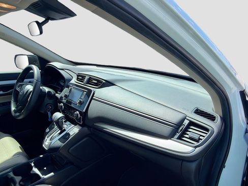 Used 2021 Honda CR-V LX image 14