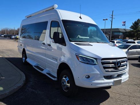 Used 2022 Mercedes-Benz Sprinter 3500 image 3