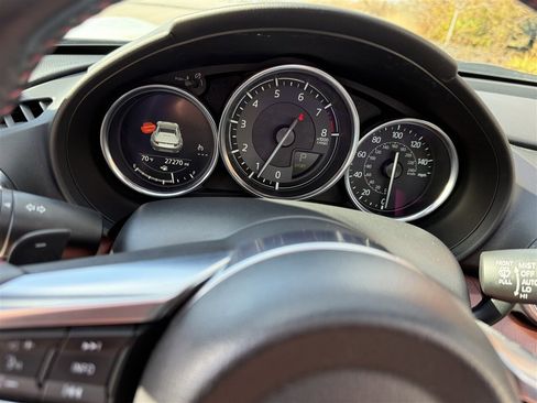 Used 2019 MAZDA MX-5 Miata RF Grand Touring image 20