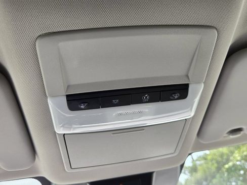 Used 2023 Nissan Rogue S FWD image 20