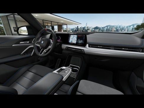 Used 2025 BMW X1 M35i w/ Premium Package image 15