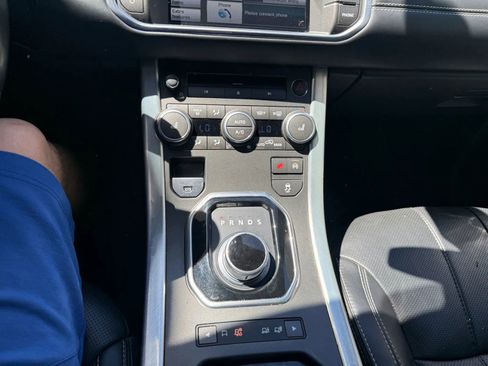Used 2015 Land Rover Range Rover Evoque Prestige AWD/4WD image 16