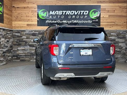 Used 2021 Ford Explorer XLT w/ Equipment Group 202A AWD/4WD image 19