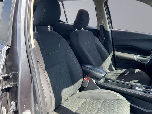 Certified 2021 Nissan Kicks SV FWD image 9