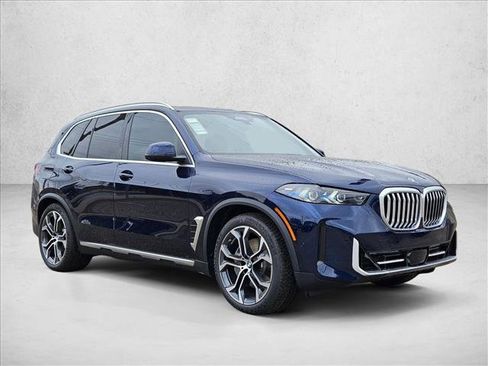 New 2026 BMW X5 xDrive50e AWD/4WD image 6