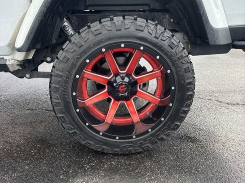 Used 2020 Jeep Gladiator Rubicon image 5