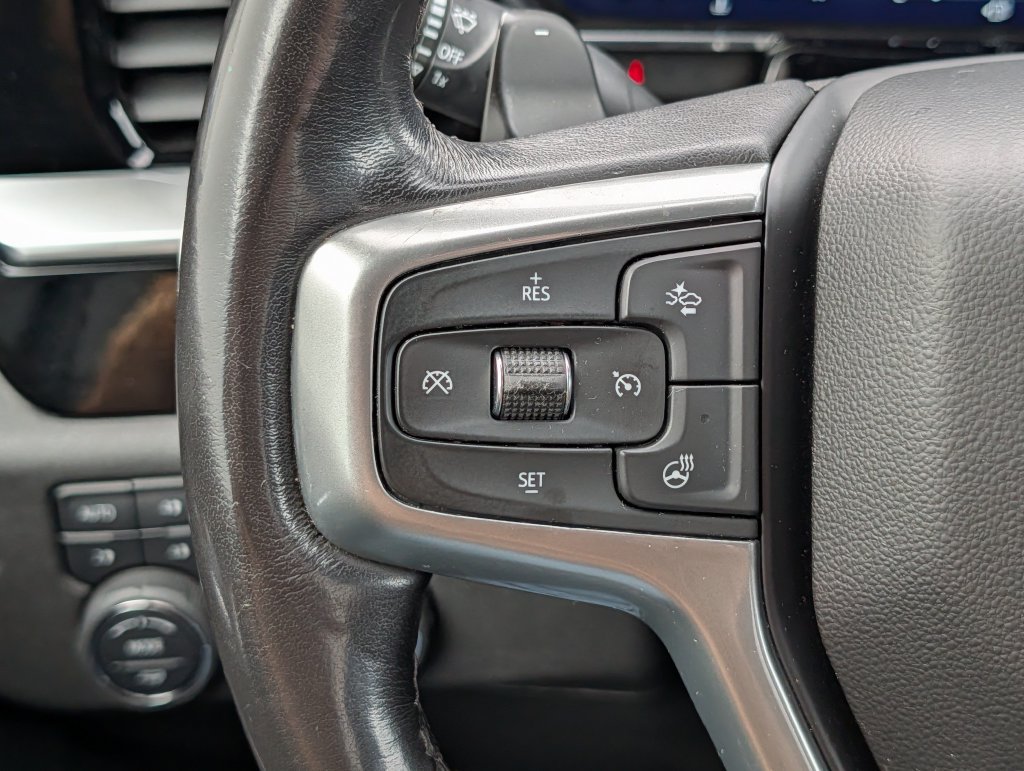 Used 2023 Chevrolet Silverado 1500 RST AWD/4WD image 25