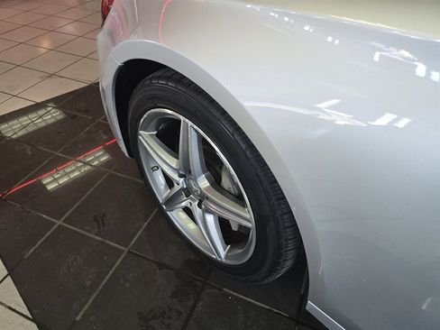 Used 2017 Mercedes-Benz E 300 image 33