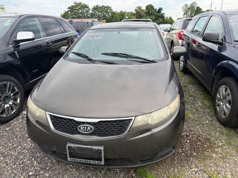 Used 2011 Kia Forte EX FWD image 3