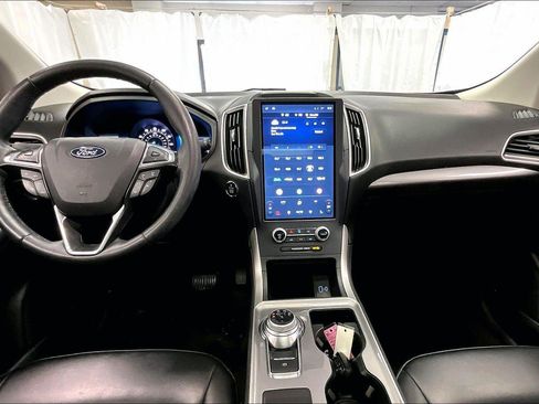 Certified 2024 Ford Edge SEL w/ Convenience Package image 14