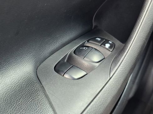 Used 2016 Nissan Altima 2.5 SR image 14