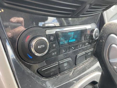 Used 2013 Ford C-MAX SEL FWD image 35