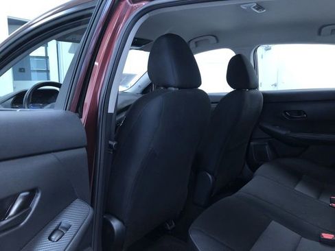 Used 2025 Nissan Sentra SV image 19