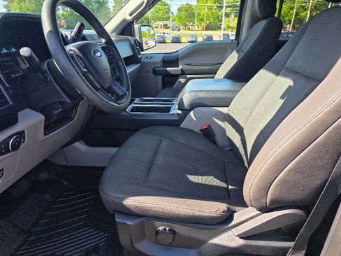 Used 2019 Ford F150 XL w/ Equipment Group 101A Mid AWD/4WD image 14