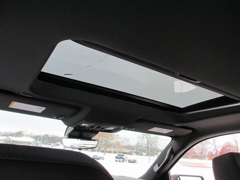 New 2026 GMC Sierra 1500 AT4 w/ AT4 Premium Package image 14