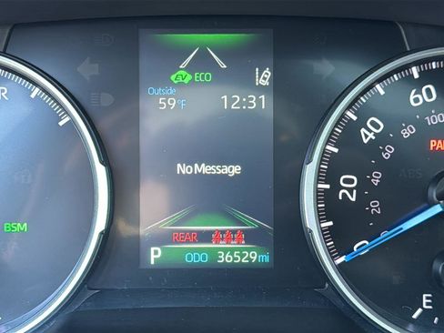 Used 2022 Toyota RAV4 XLE w/ Convenience Package image 14