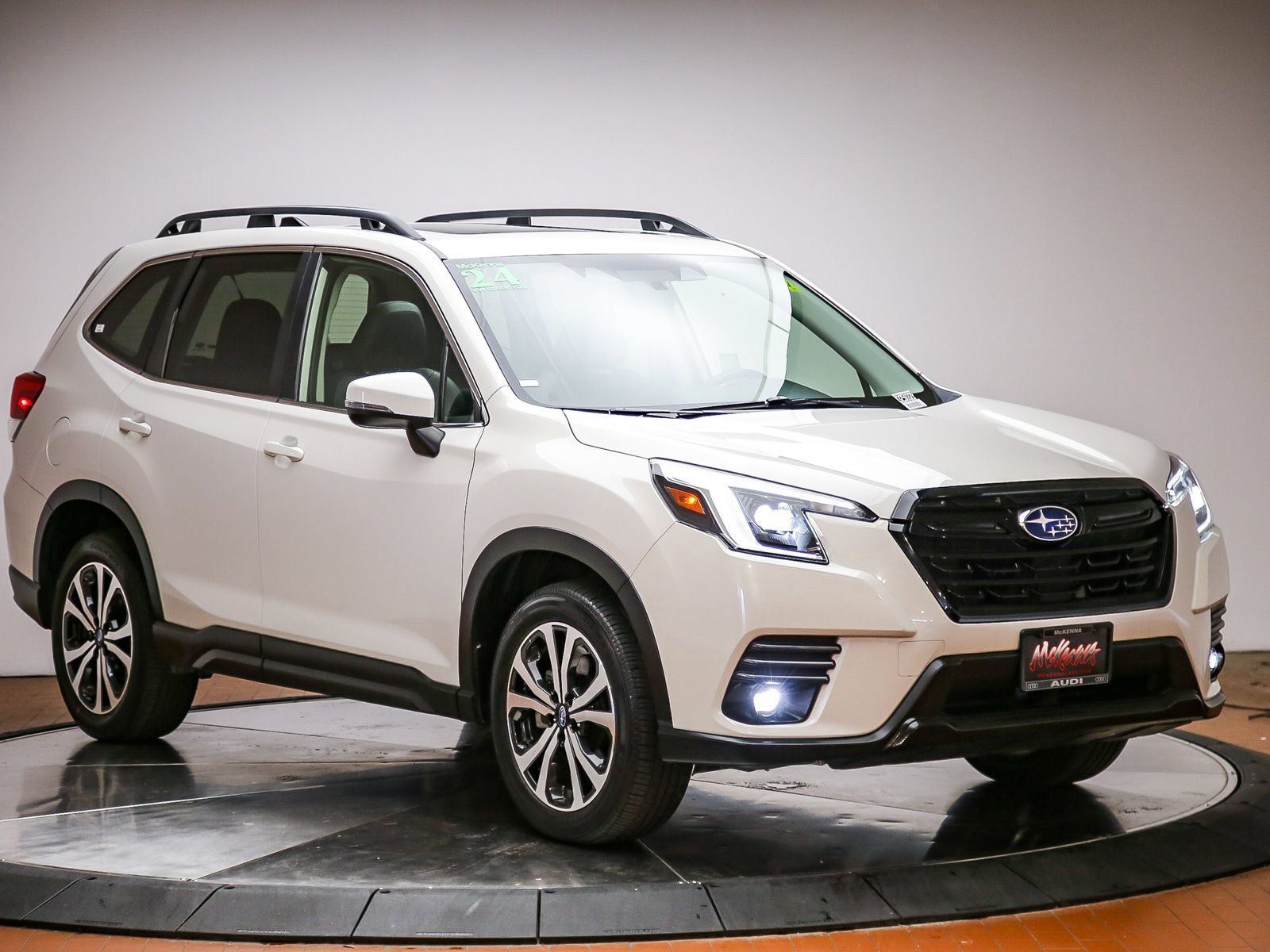 Used 2024 Subaru Forester Limited AWD/4WD image 6