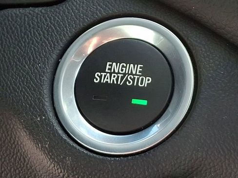 Used 2024 Chevrolet Equinox LT AWD/4WD image 17