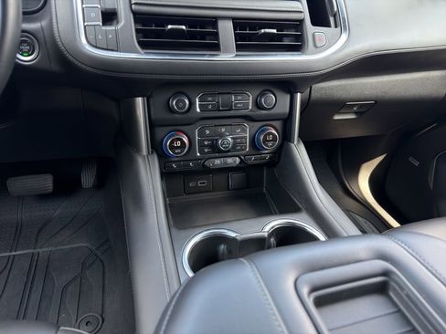 Used 2024 Chevrolet Tahoe Z71 AWD/4WD image 15