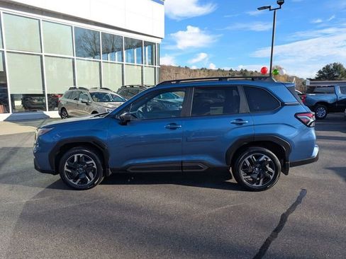 Used 2025 Subaru Forester Limited image 5