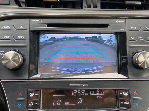 Used 2016 Toyota Avalon XLE Premium FWD image 22