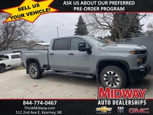Used 2024 Chevrolet Silverado 2500 Custom w/ Custom Value Package image 1