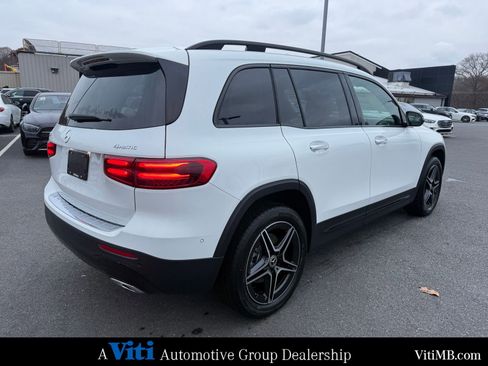 New 2026 Mercedes-Benz GLB 250 4MATIC image 8