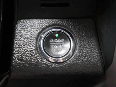 Used 2021 Ford F250 Lariat w/ Lariat Ultimate Package AWD/4WD image 37
