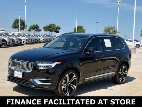 Certified 2024 Volvo XC90 B6 Ultimate w/ Lounge Package AWD/4WD image 2