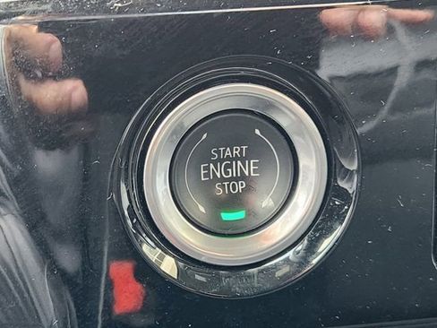 Used 2024 GMC Sierra 1500 Elevation image 21