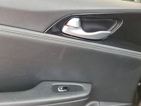 Used 2022 Kia Stinger GT-Line RWD image 9